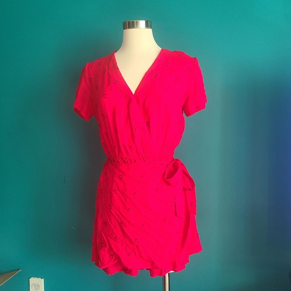 Ett:Twa Anthropologie hot pink polka dot embroidered romper v neck skort - Picture 2 of 7